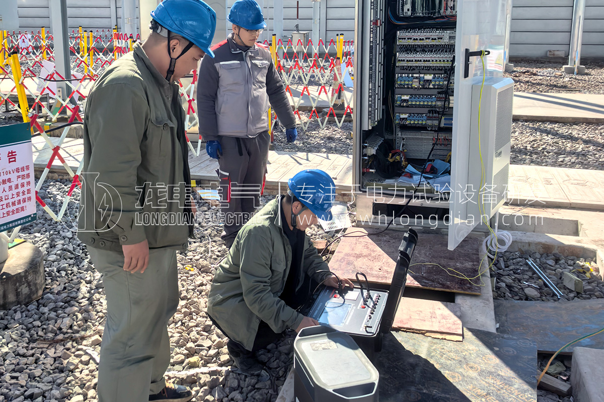 無線雙端接地GIS試驗(yàn)現(xiàn)場(chǎng) 無線雙端接地GIS試驗(yàn)現(xiàn)場(chǎng)